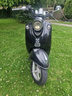 Boatian/AGM Classico 50cc 4 takt scooter