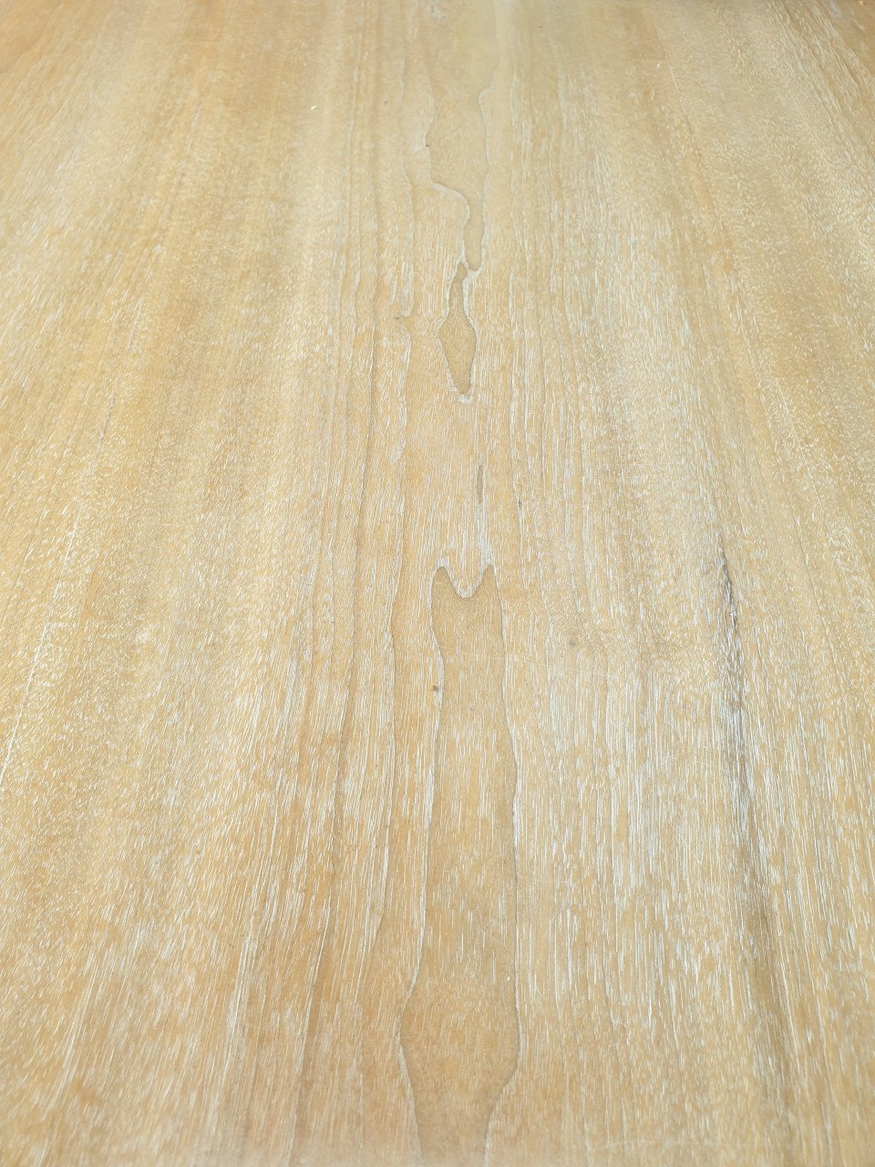 Eetkamertafel + 4 stoelen