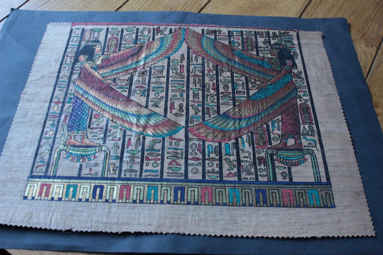 4 egyptische afbeeldingen op papyrus