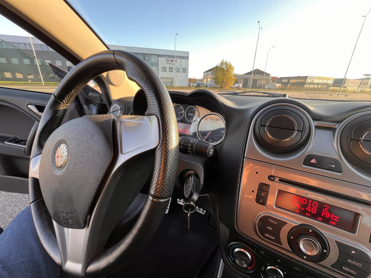 Alfa Romeo MiTo 1.4 16V 2009 Grijs -184.000 km