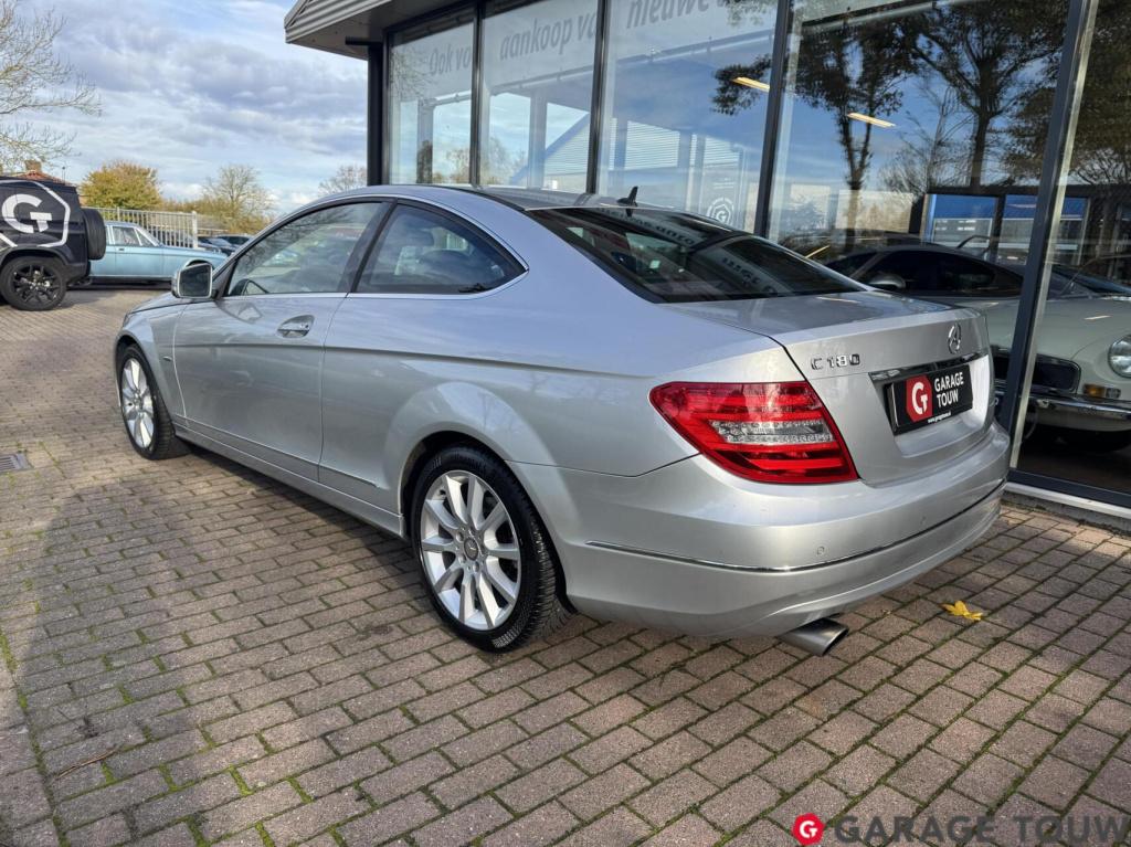 Mercedes-Benz C-Klasse coupé 180 *origineel nl, 2e eigenaar*