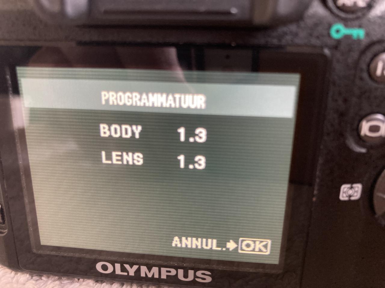 Olympus D-SLR E-510 met objectieven