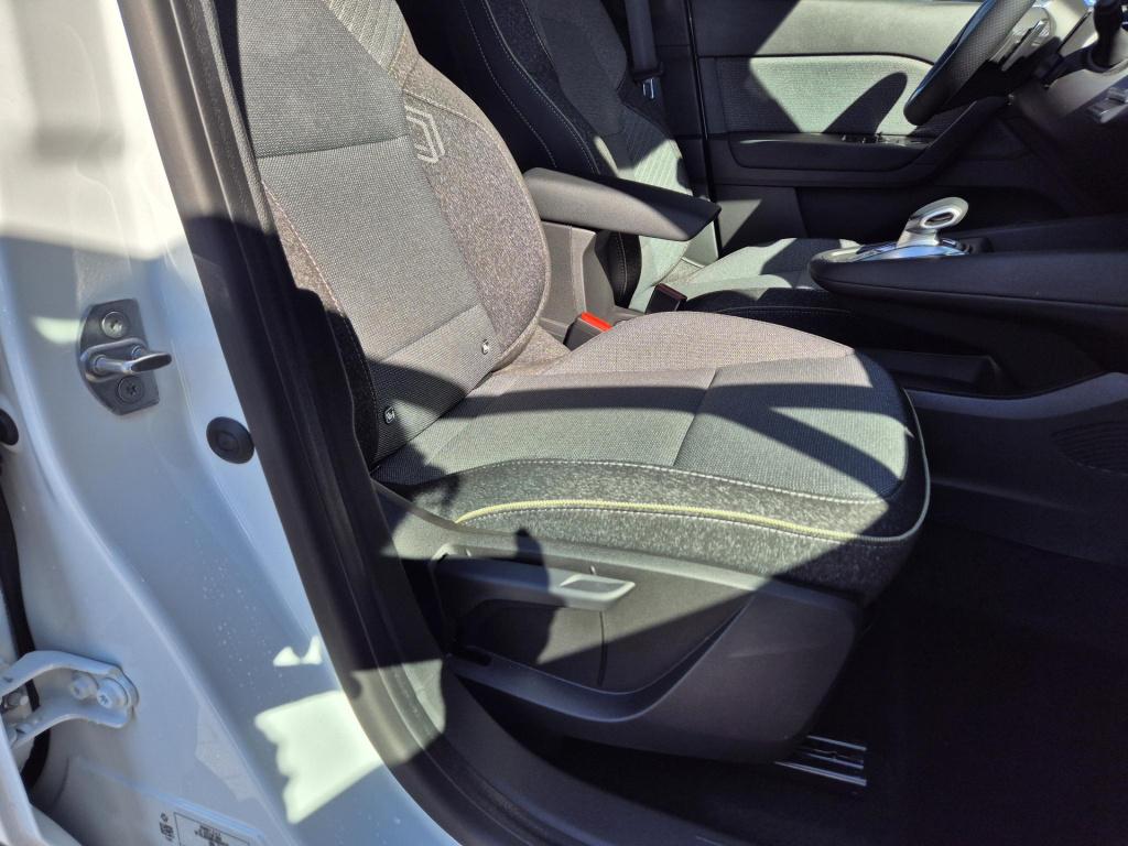 Renault Captur 1.3 mild hybrid 160 edc automaat techno camera, stoel/stuur 