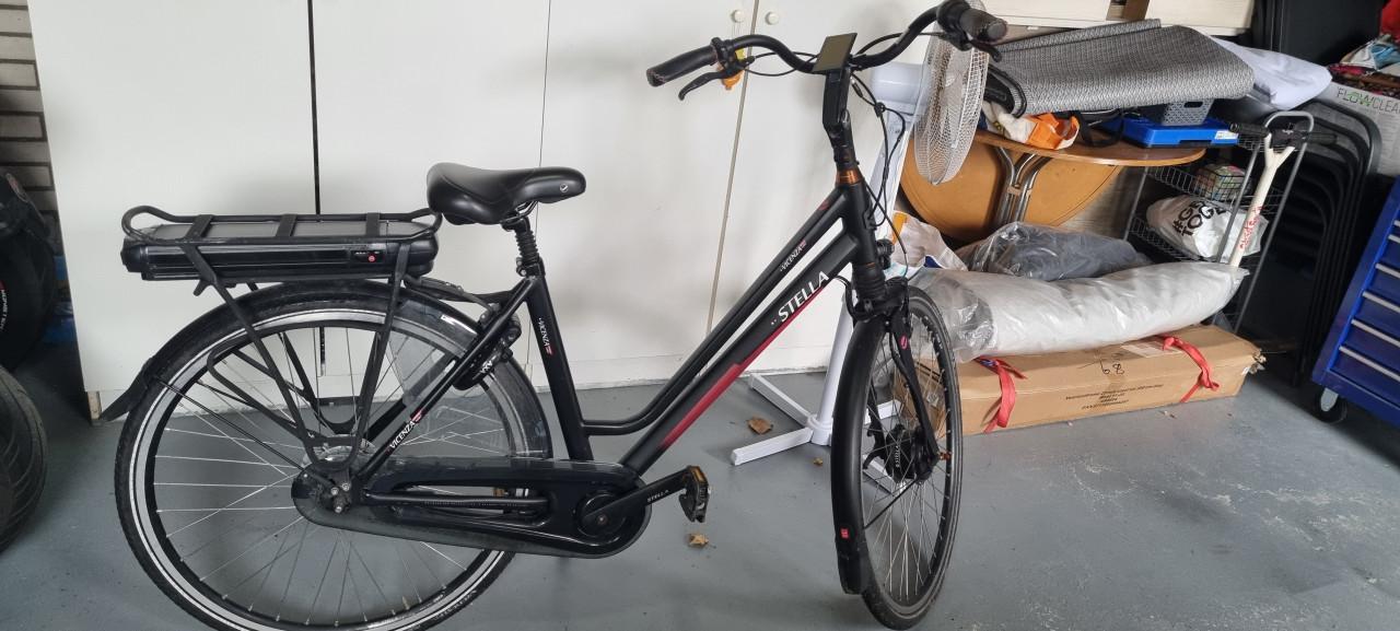 DEFECT Stella Vicenza Superio Nero damesfiets
