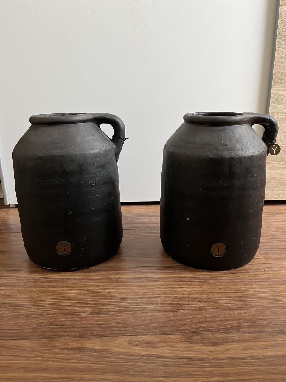 Zwarte stenen vazen (set van 2)