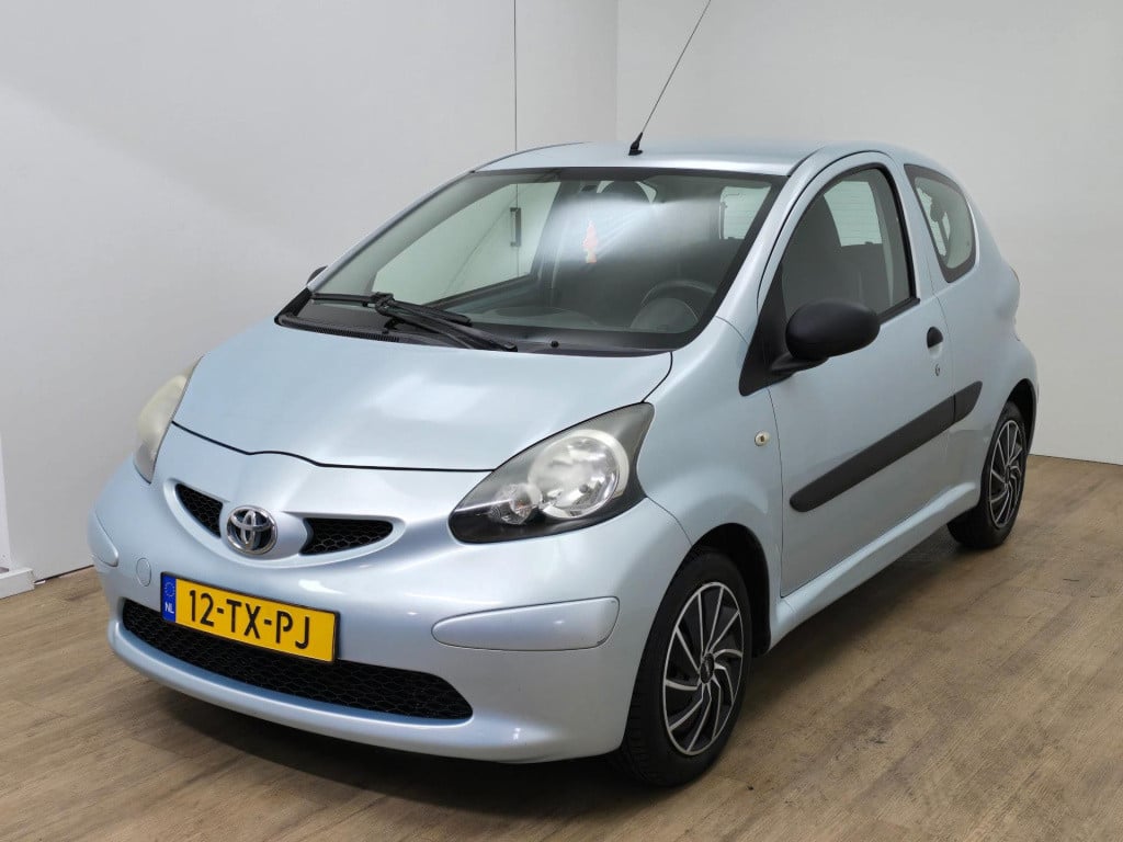Toyota Aygo 1.0-12v