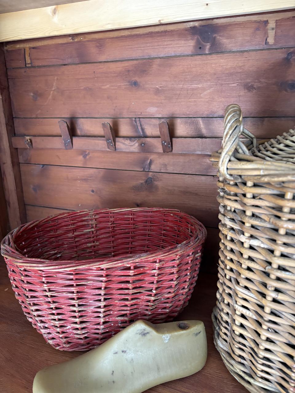 Grote brocante kast