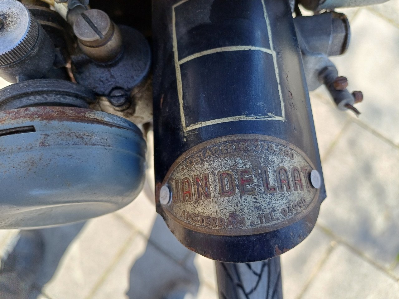 Berini ei brom fiets met kenteken