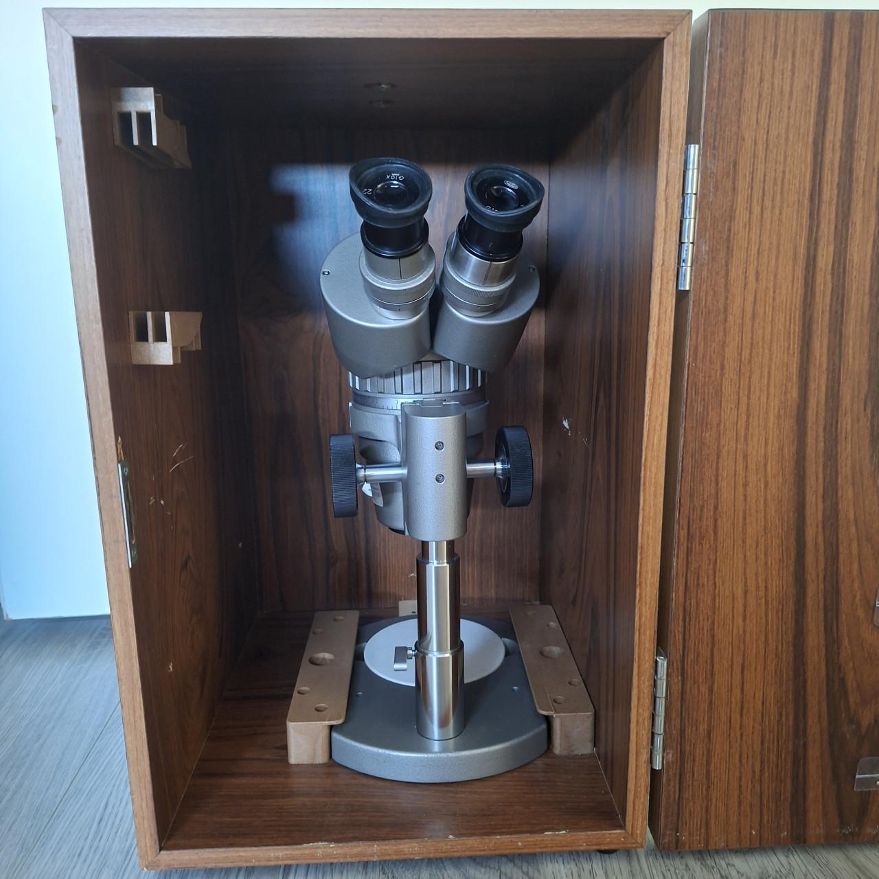 Olympus zoom sz-111 stereo microscope