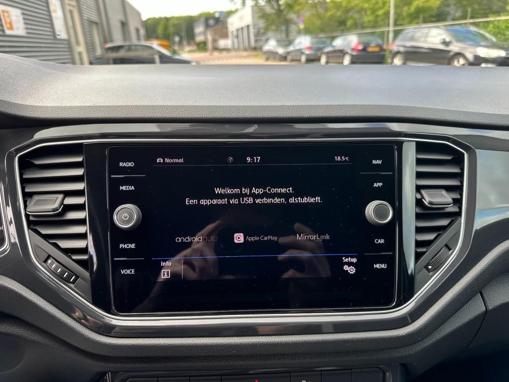 Volkswagen T-roc 1.5 tsi sport led acc dsg carplay stoelverwarming