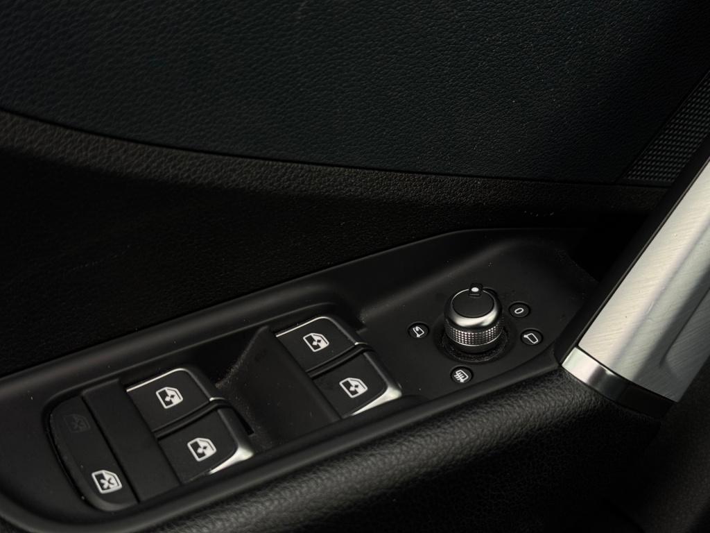 Audi Q2 2.0 tfsi quattro s-line * panoramadak * leder * black pack