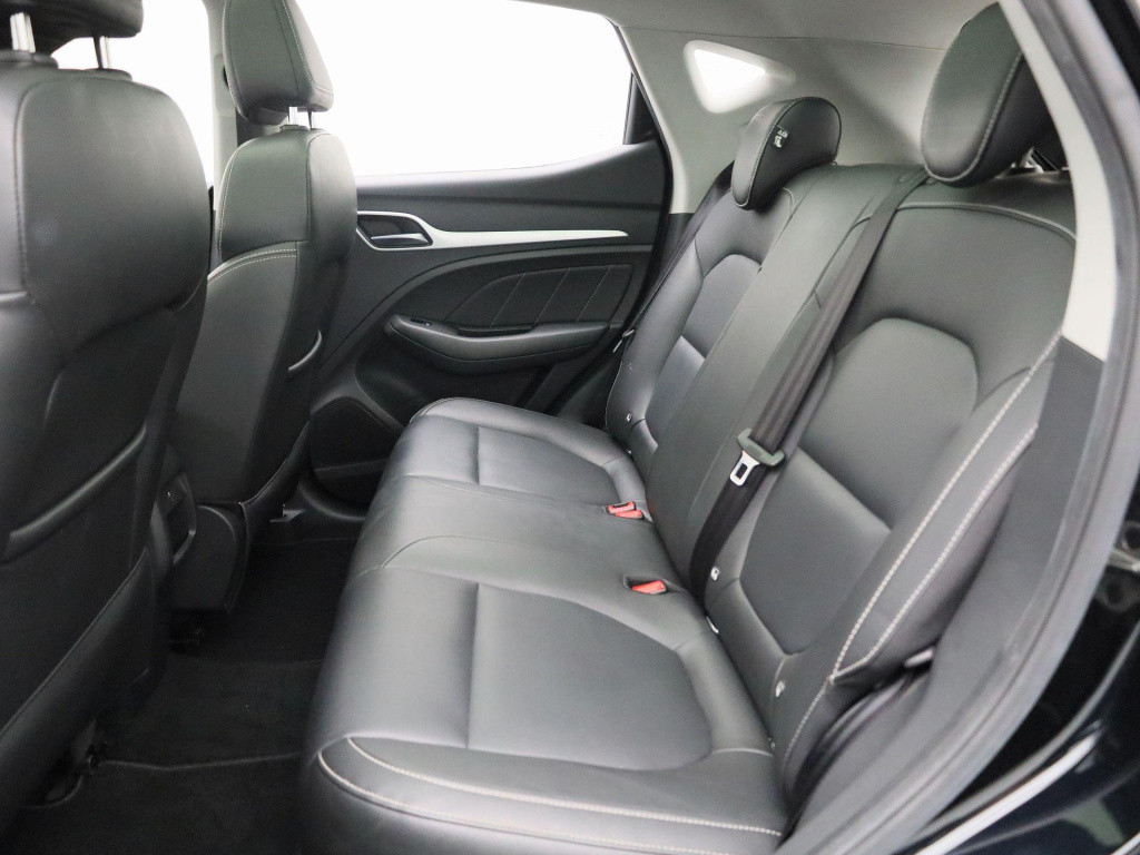 MG Zs-ev mg luxury 45 kwh aut.| panoramadak | leder | navigatie | camera | 