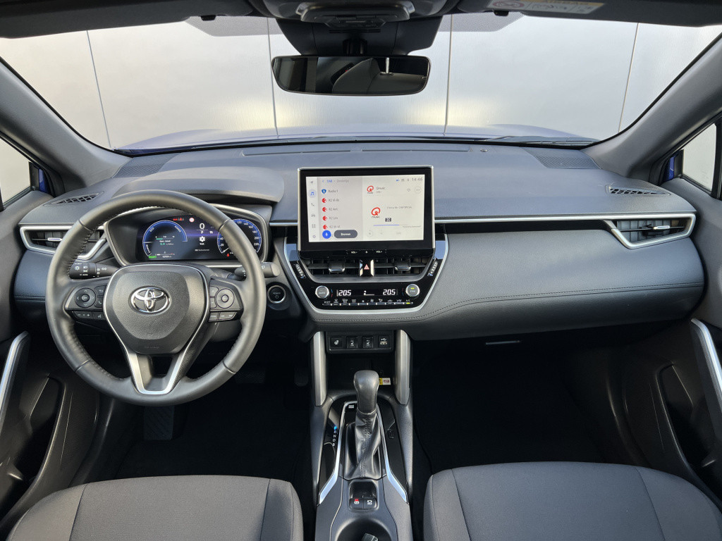 Toyota Corolla Cross hybrid 200 style