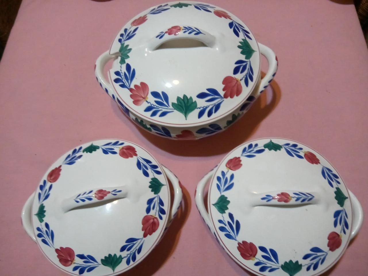 Veel oud Boerenbont. Villeroy en boch