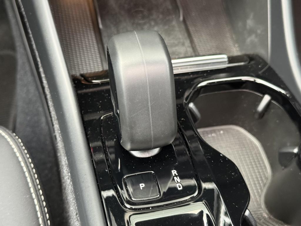 Volvo XC40 t5 262pk recharge ultra dark| full options !