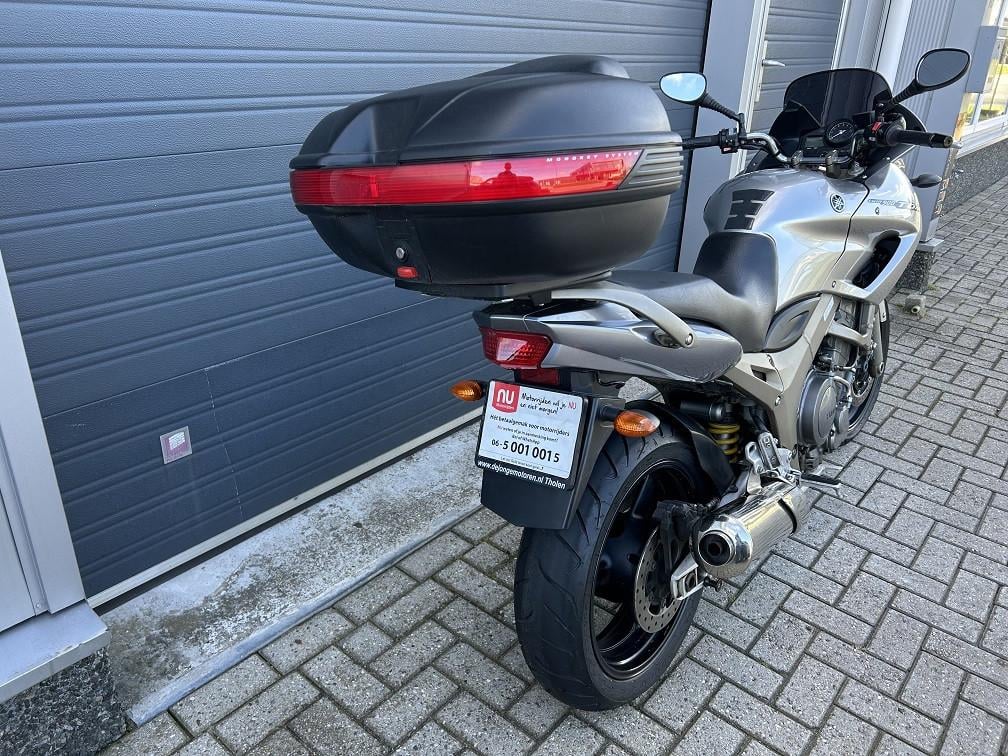 Mooie Yamaha TDM900 uit 2003 met slechts 29980 km, topkoffer €3300,-