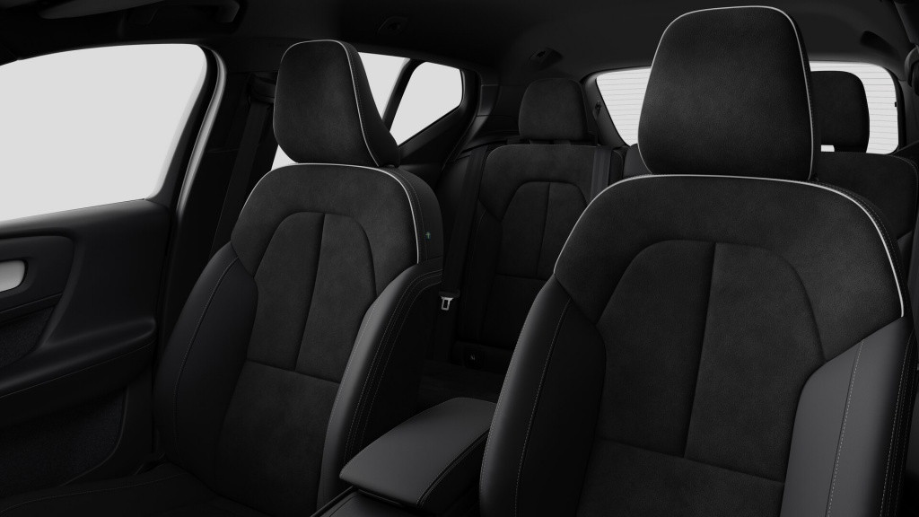 Volvo XC40 b4 gt plus dark