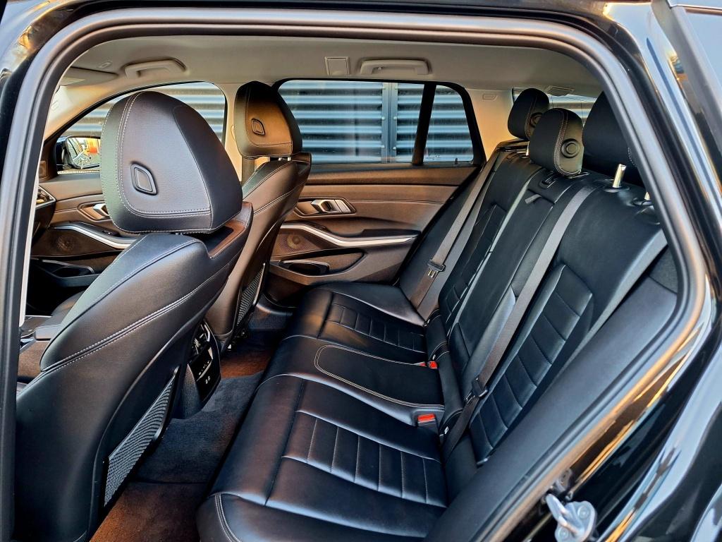 BMW 3-serie touring 320e business edition plus model sport line