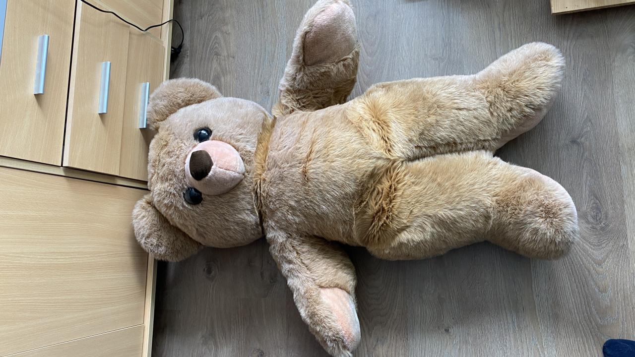 Hele grote knuffelbeer