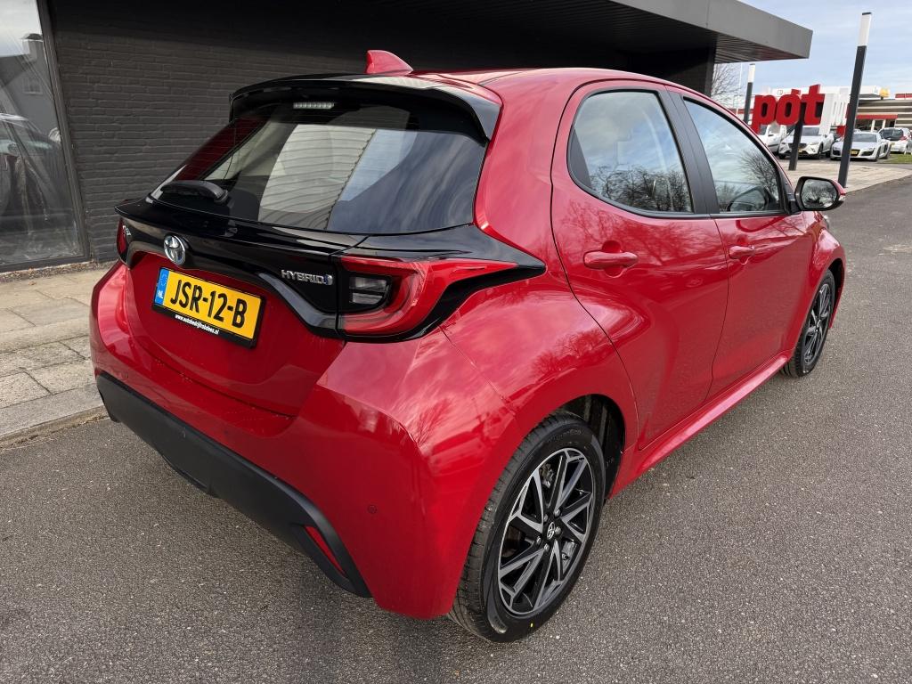 Toyota Yaris 1.5 hybrid 115 bns