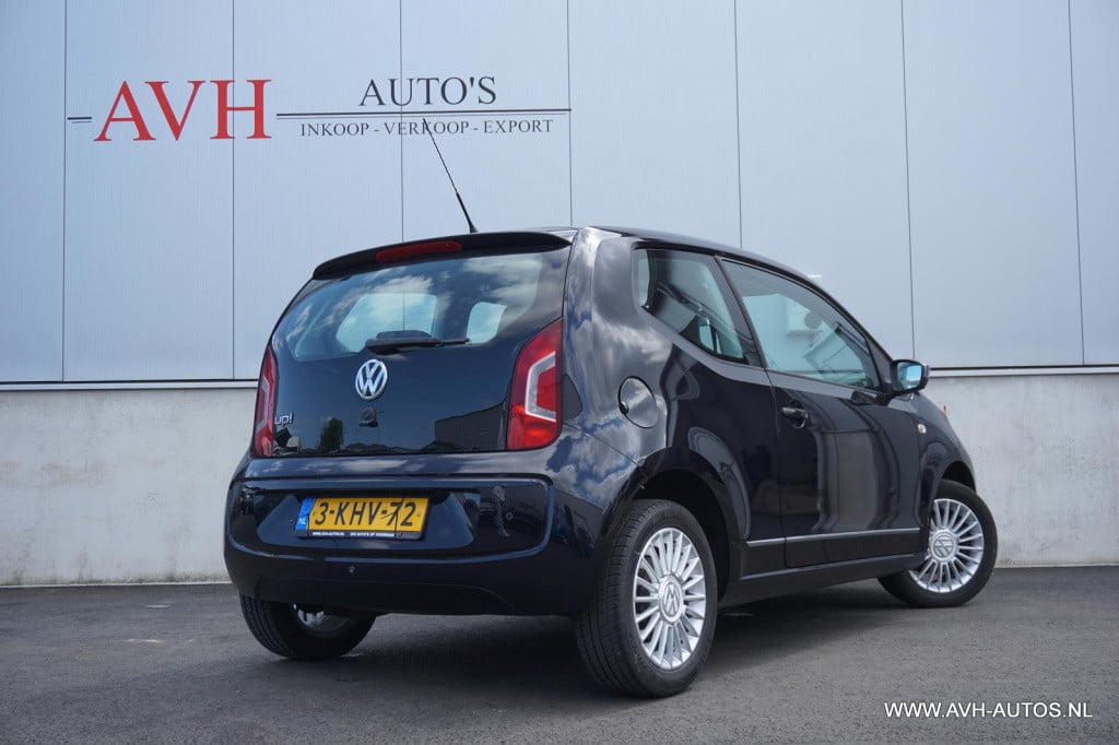 Volkswagen UP! 1.0 move up!