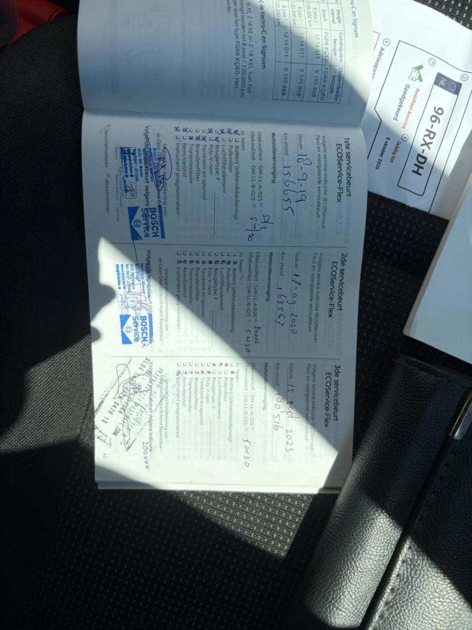 Opel Astra 1.4 essentia/1e eigenaar/airco/lichtmetaal/zwart metallic/