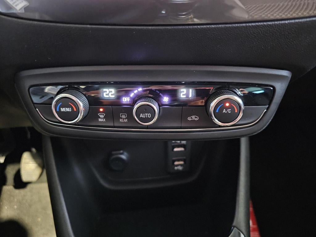 Opel Crossland X 1.2 turbo 120 jaar edition