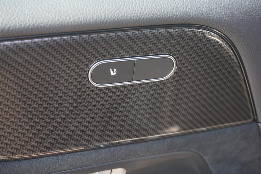 Mercedes-Benz B-Klasse 180 business solution amg l trekhaak l mbux l stoelv
