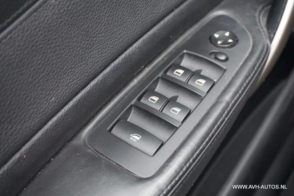 BMW 1 Serie cabrio 118i high executive