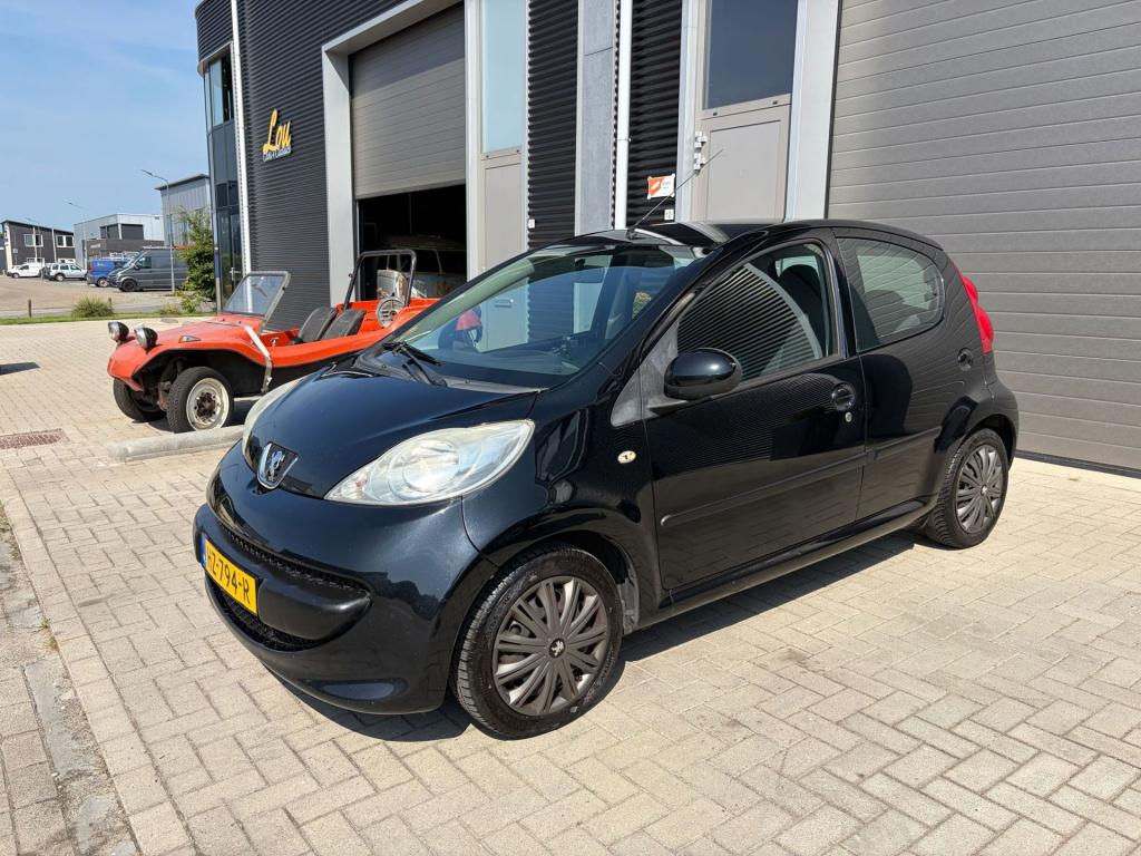 Peugeot 107 1.0-12v xr/airco/5 deurs/metallic/leuke auto/