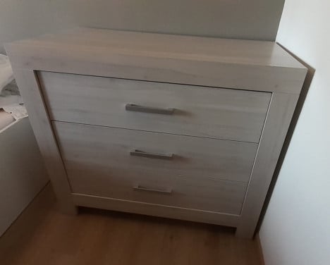 Nette mooie commode