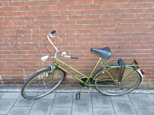 Vintage meisjes/dames fiets. Geschikt voor niet te lange vrouwen. 26 inch.