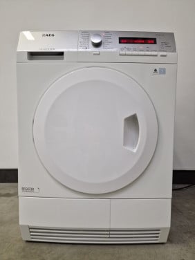 AEG warmtepompdroger 7 kg A+ weinig gebruikt. Schoon en fris