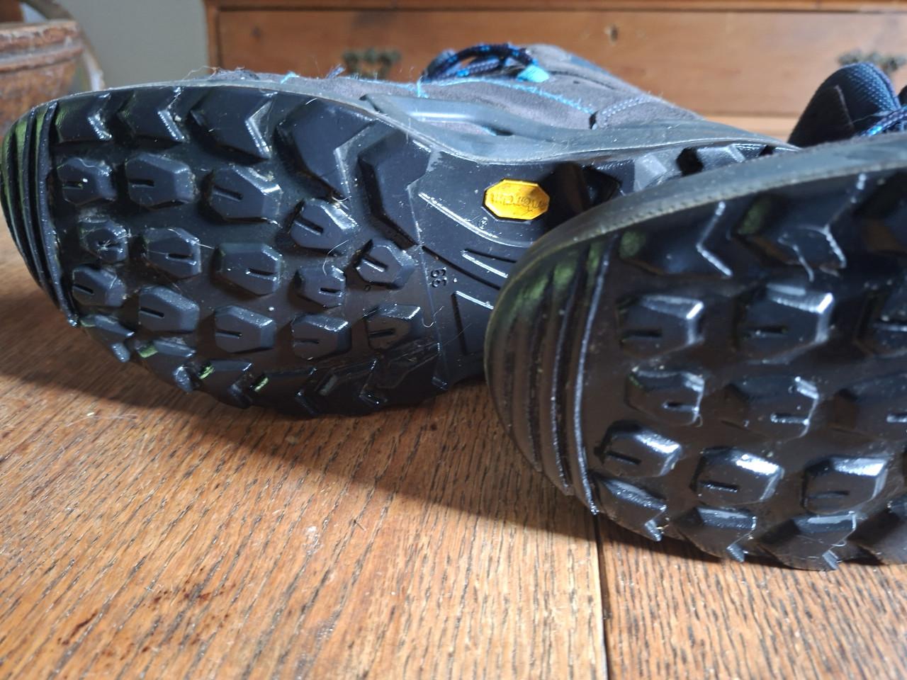 Lowa wandelschoenen maat 39