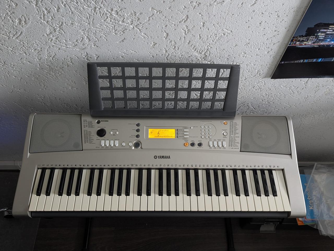 Yamaha keyboard 61 toetsen