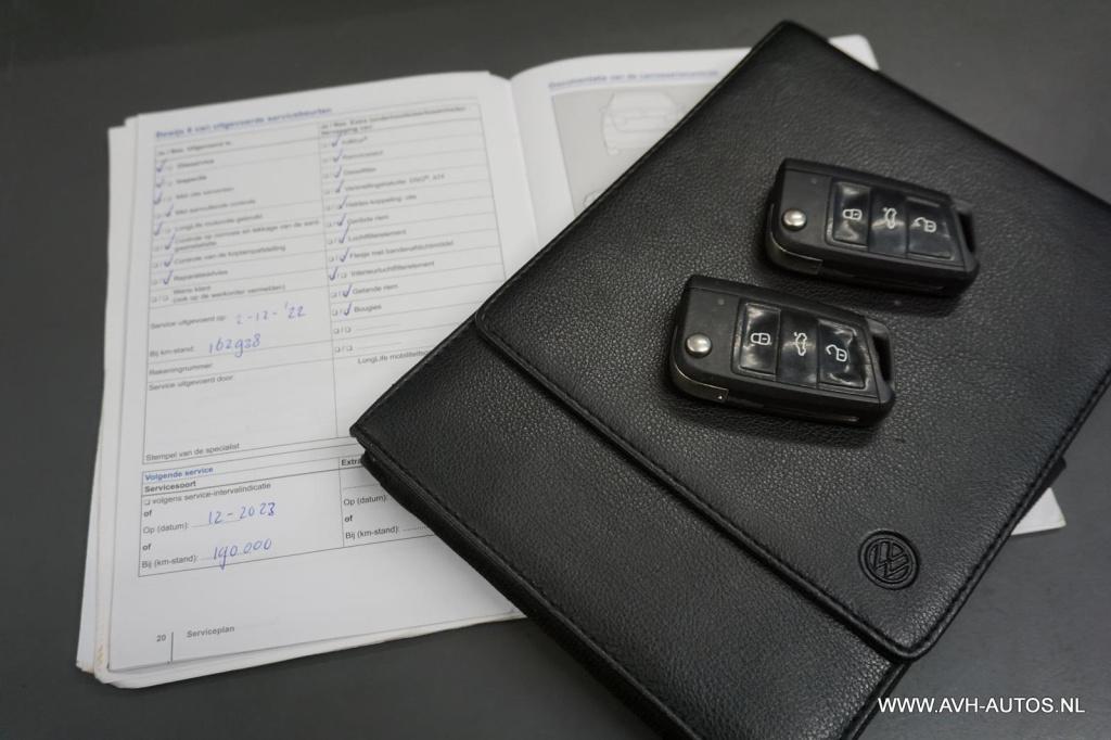 Volkswagen Golf variant 1.0 tsi business edition connected