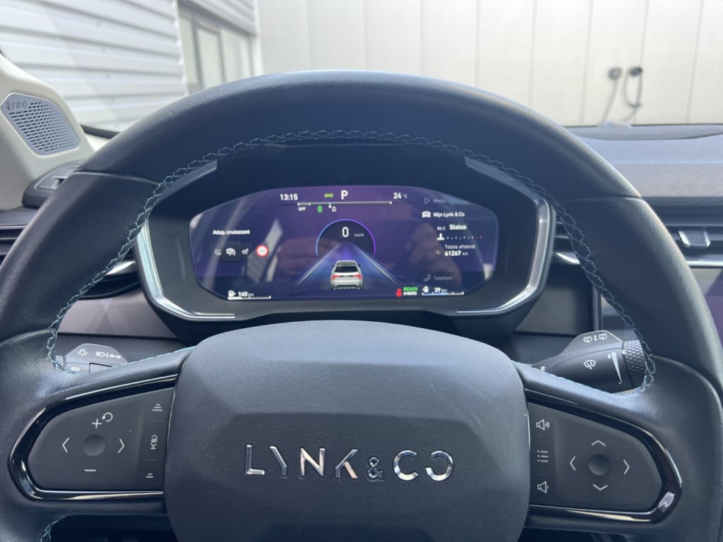 Lynk & Co 01 1.5 261pk plug in hybrid , panodak , carplay