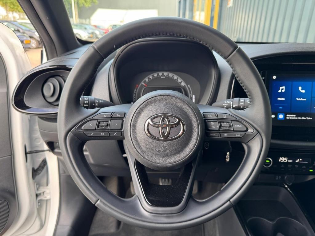 Toyota Aygo x 1.0 vvt-i mt pulse | bovag garantie
