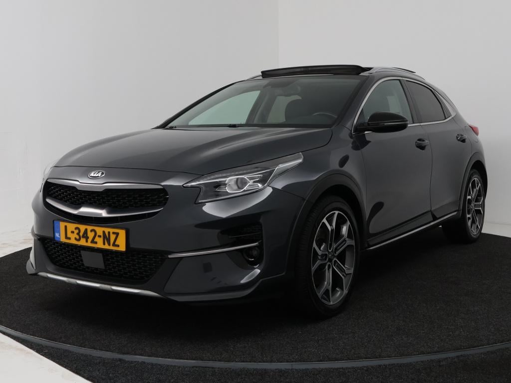 Kia Xceed 1.5 t-gdi mhev executiveline | trekhaak | schuifdak | jbl |