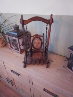 Vintage poppen schommelbank