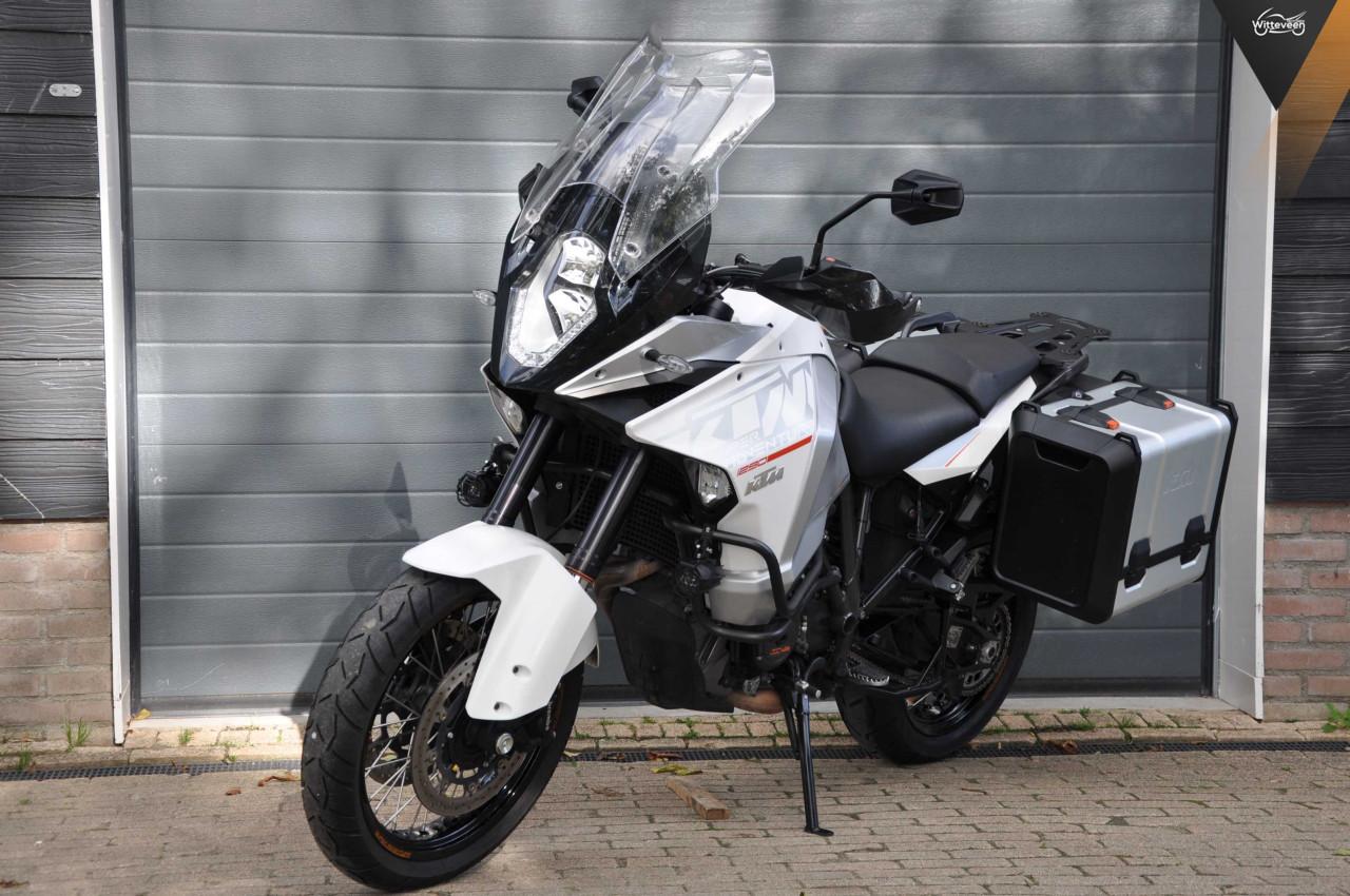 KTM 1290 Super Adventure Zeer netjes en compleet!