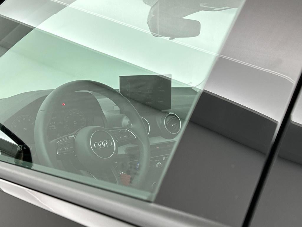 Audi Q2 pro line 35 tfsi 110 kw / 150 pk hatchback 7 versn