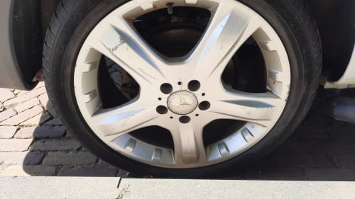 19 inch Mercedes vito velgen met banden