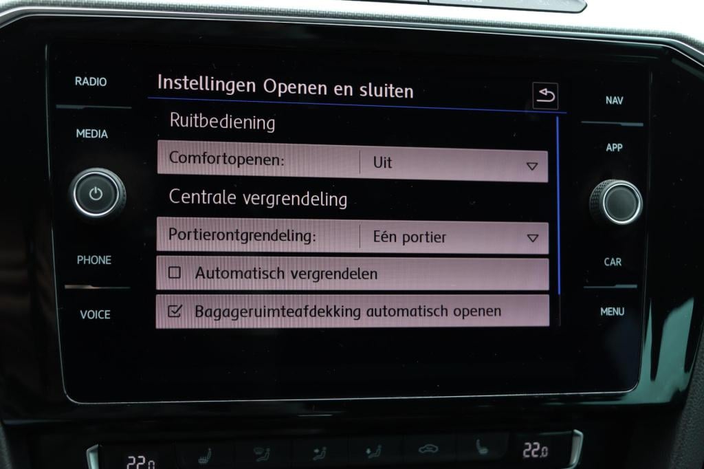 Volkswagen Passat variant 1.5 tsi highline business r 150pk dsg7