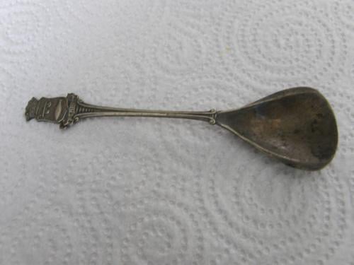 Verzilverd lepeltje Pernis