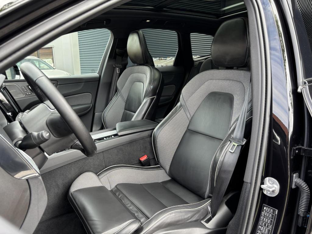 Volvo XC60 2.0 t6 plug-in hybrid awd plus black edition soh 99%