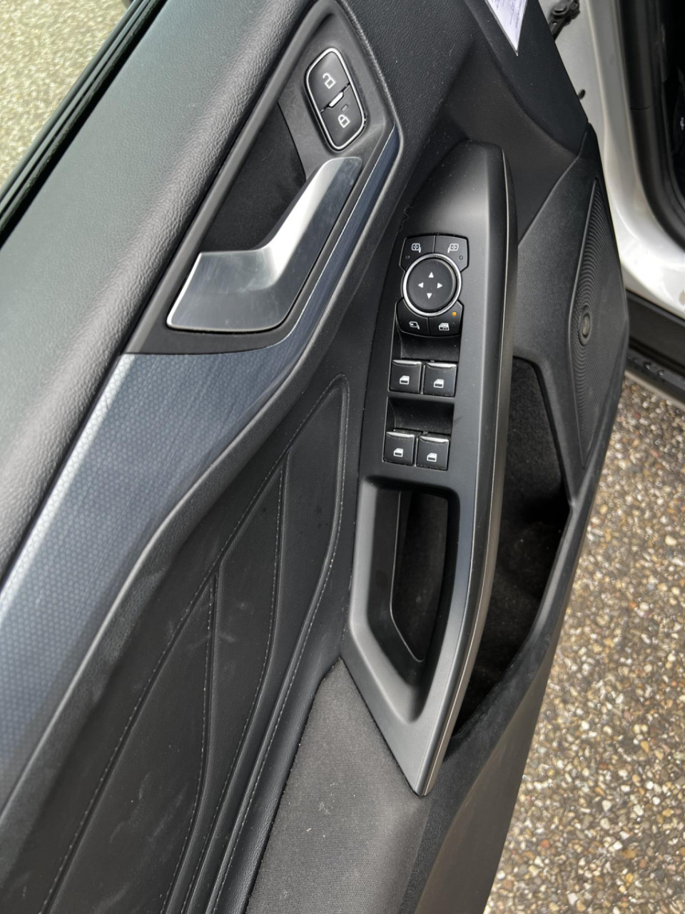 Ford Focus wagon 1.0 ecoboost active x wagon automaat automaat