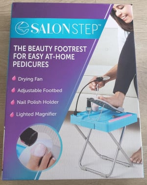 Salonstep voor nagels met droogblazer, voetbed, lamp, nagellakhouders
