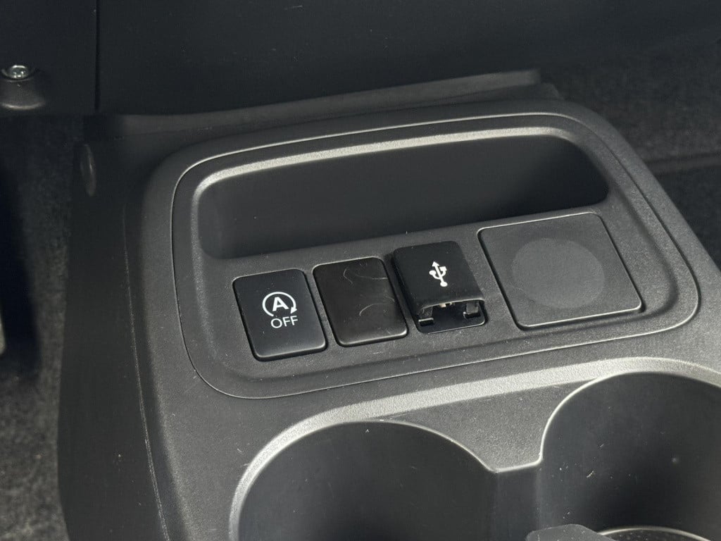 Mitsubishi Space Star 1.2 connect+