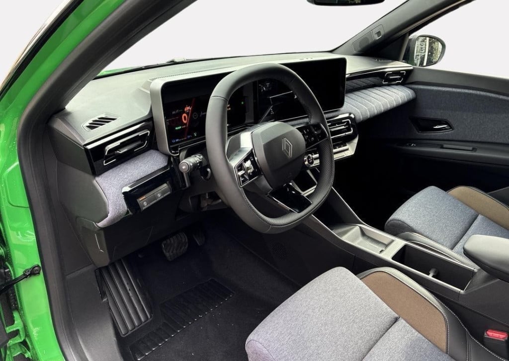 Renault 5 comfort range techno 52 kwh - 5 jaar garantie / pack winter